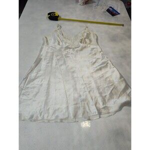 Victoria's Secret Slip Dress 100% Polyester Nightgown Chemise Large Vintage